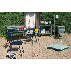 Galette Color Mix Pour Chaise FERMOB Monceau - Bleu Nuit 7 Galette Color Mix Pour Chaise FERMOB Monceau - Bleu Nuit -Mobilier De Jardin 2721 coussin galette bleu ambiance 1