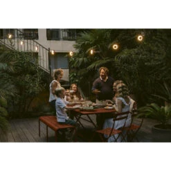 Guirlande Lumineuse FERMOB Hoop - Cerise Noire 10 Guirlande Lumineuse FERMOB Hoop - Cerise Noire -Mobilier De Jardin guirlande hoop cerise noire ambiance