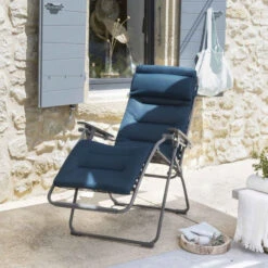 Fauteuil Relax Pliant LAFUMA Futura BeComfort - Bleu Encre -Mobilier De Jardin lfm3130 fauteuil relax pliant lafuma futura becomfort ambiance 4 min 1